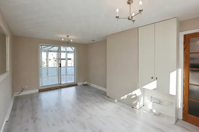 Dyneley Green, Southampton, SO18, photo 2