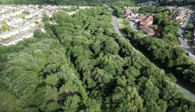 Photo 3 — North side of A4093, Tonyrefail, CF39