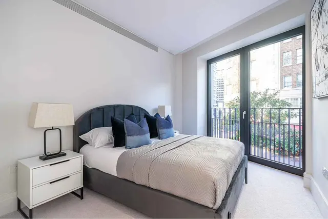 Photo 3 — Nutford Place, LONDON, W1H