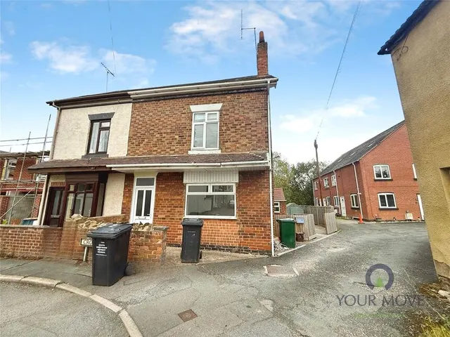 Cross Street, Castle Gresley, Derbyshire, DE11, photo 1