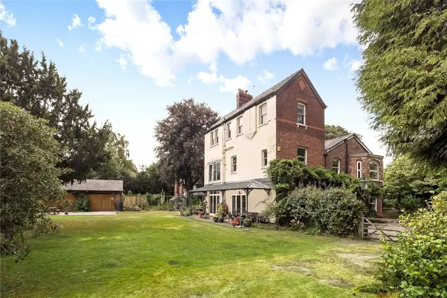 Chelford Road, Knutsford, WA16, photo 3