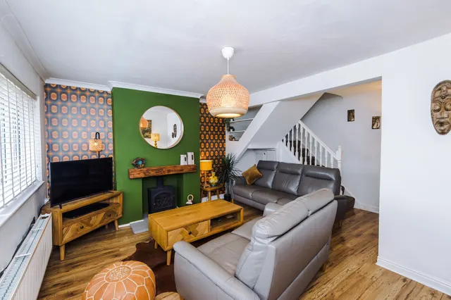 Photo 2 — Chiltern Close, Ashton-In-Makerfield, Wigan, Wigan, WN4 9ER