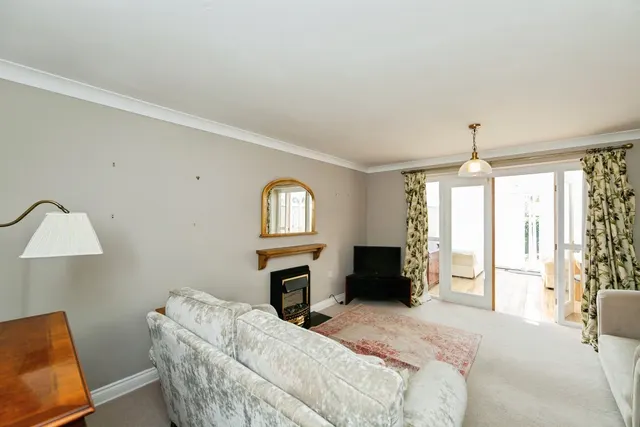 Photo 2 — Companions Close, Wickersley, Rotherham, South Yorkshire, S66