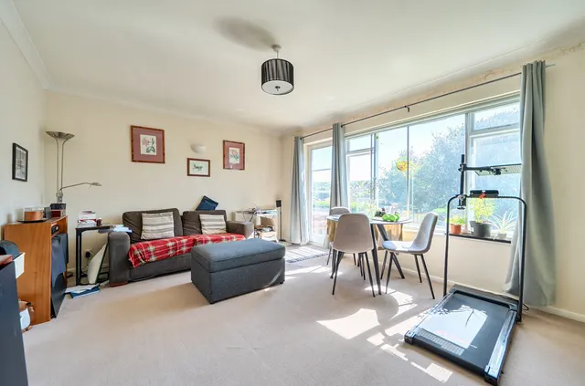 Winton Avenue, Saltdean, BN2, photo 2