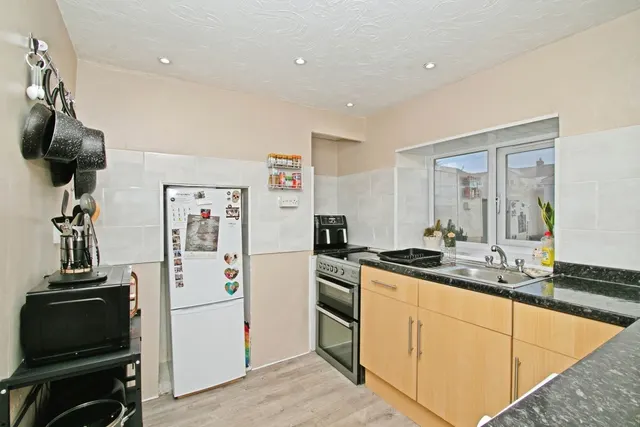 Canfield Terrace, Redruth, TR15, photo 3