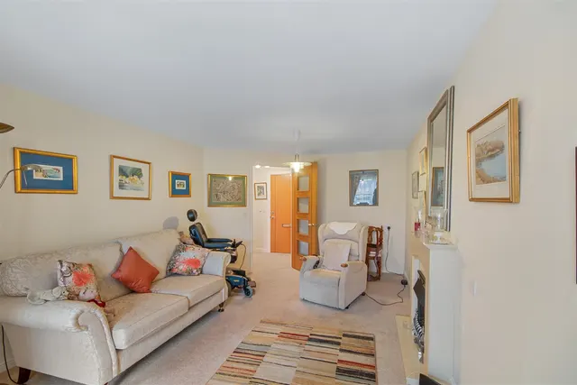 Foxes Road, Newport, PO30, photo 2