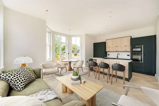 Thornton Heights, Hillside, Wimbledon, London, SW19 4NQ, photo 1