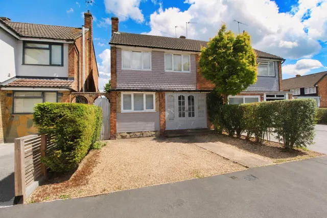 Oxford Close, Cheshunt, photo 1