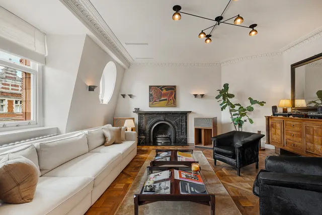 Mount Street, Mayfair, London, photo 1