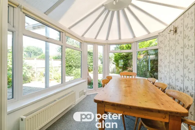 Cornpoppy Avenue, Monmouth, NP25, photo 3