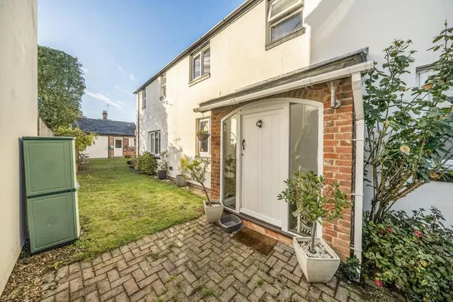 Railway Road, Newbury, RG14, photo 2