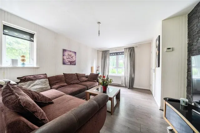 Tatwin Crescent, Southampton, SO19, photo 2