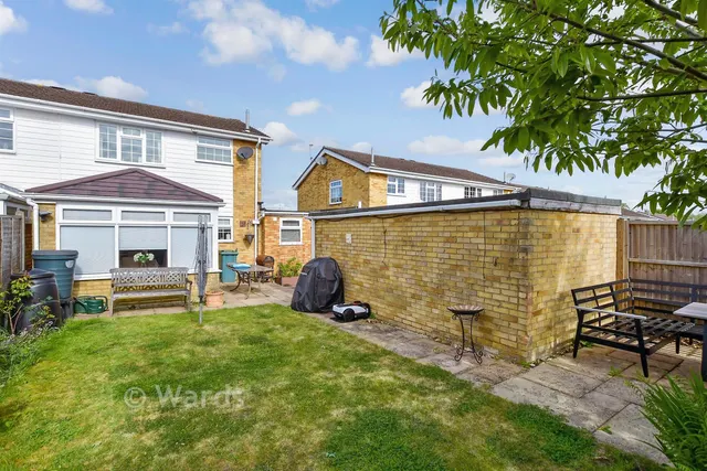 Whitebeam Drive, Coxheath, ME17, photo 2