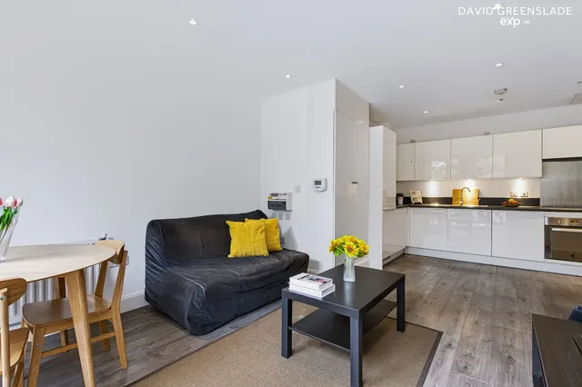 Barry Blandford Way, E3, photo 1