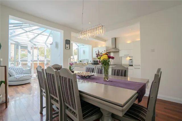 Hartington Road, St Margarets, TW1, photo 2