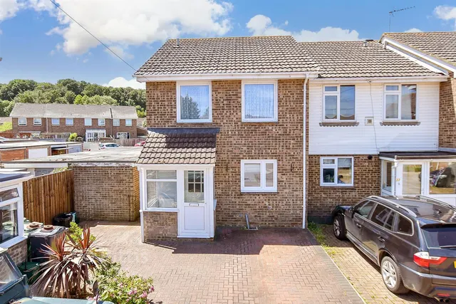 Moor View, Godshill, PO38, photo 1
