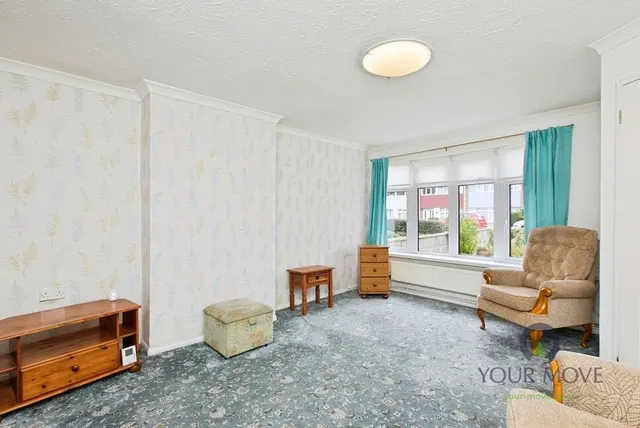 Photo 2 — Harrow Drive, Burton-on-Trent, Staffordshire, DE14