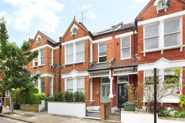 Killyon Road, Clapham, SW8, photo 1