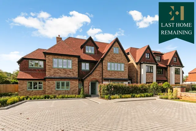 Hillbury Road, Warlingham, photo 1