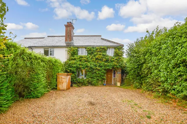 Vicarage Lane, Etchingham, TN19, photo 1