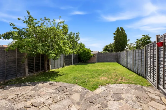 Cannon Hill Lane, Raynes Park, SW20, photo 3
