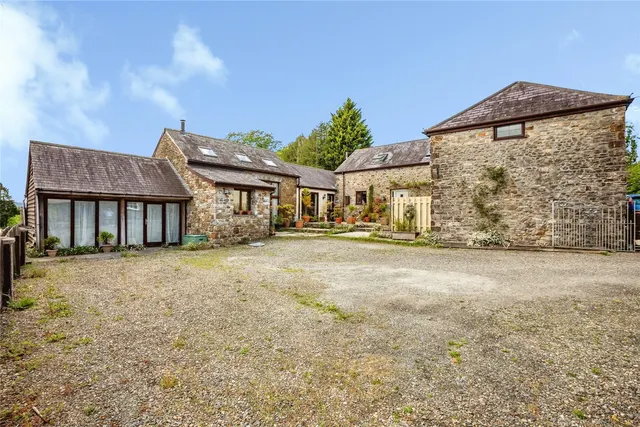 Broad Oak, Llandeilo, SA32, photo 1
