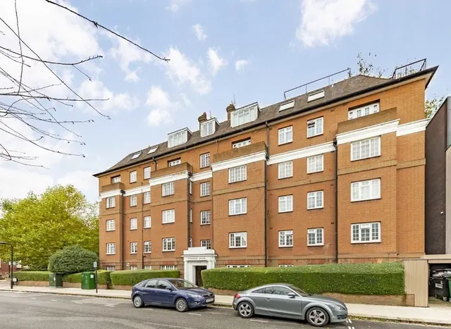 Fitzjohns Avenue, Hampstead, NW3, photo 1