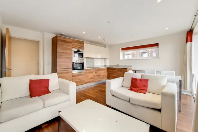 54 Attlee Court, Unwin Way, Stanmore, photo 1