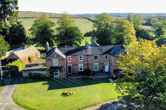 Church Bank, Great Easton, LE16, photo 3
