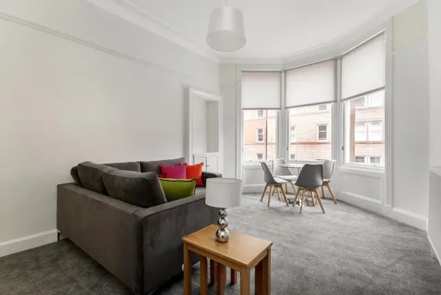 Caird Drive, Partick, G11, photo 2