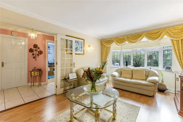 Coresbrook Way, Knaphill, GU21, photo 3