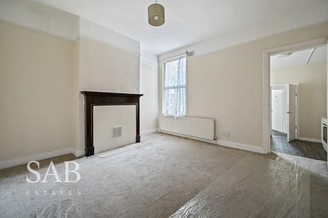 Mount Avenue, Southall, UB1, photo 3