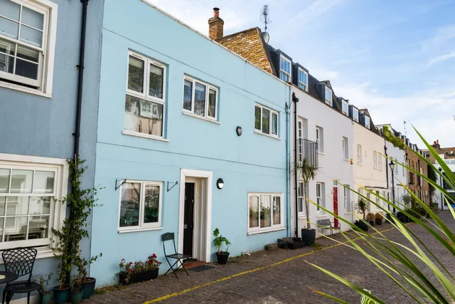 Napier Place, West Kensington, photo 1
