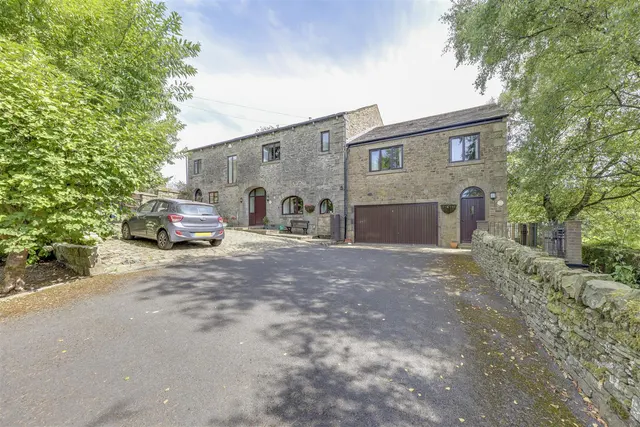 Goodshaw Lane, Crawshawbooth, photo 2