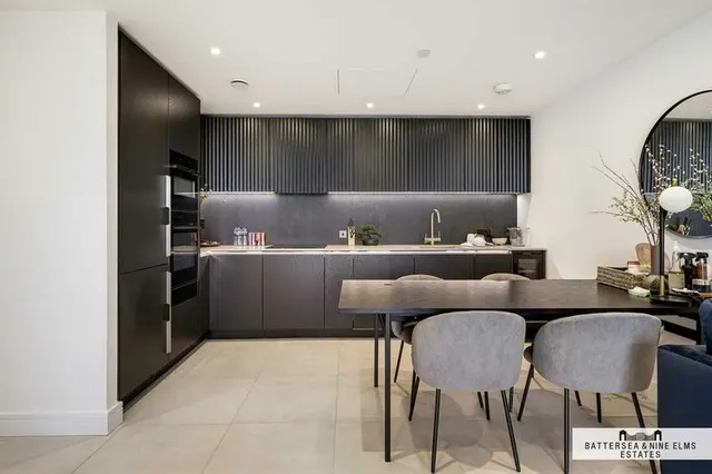 Linear Place, London, SW11, photo 2