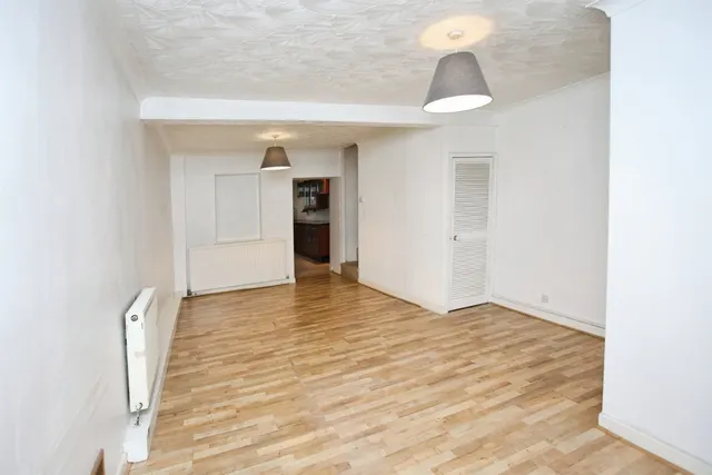 Hopkinstown Road, Pontypridd, CF37, photo 2