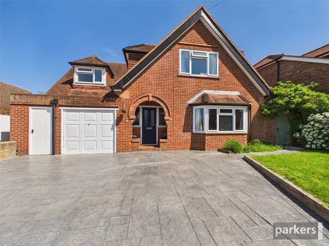Eastcourt Avenue, Earley, RG6, photo 1