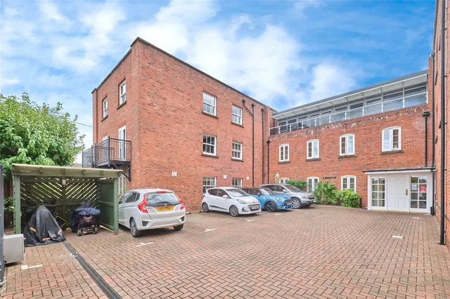 Bird Street, Lichfield, WS13, photo 2