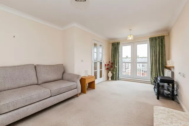 Photo 2 — Fairweather Court/Central - Darlington