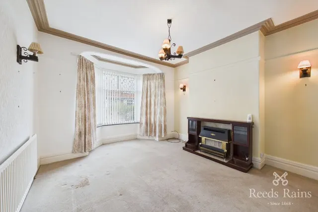 Bryn Drive, South Reddish, SK5, photo 2