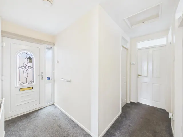 Photo 2 — Ribblesdale Avenue, Hinckley, LE10