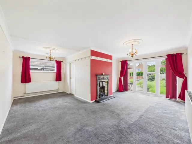 Photo 3 — Ribblesdale Avenue, Hinckley, LE10