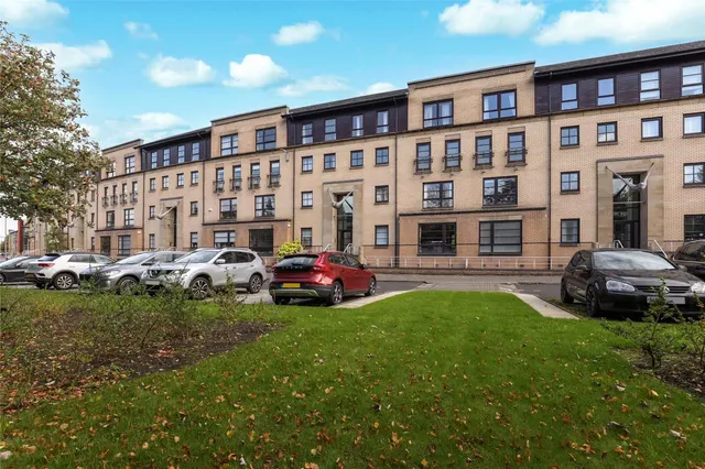 Malta Terrace, Glasgow, G5, photo 1