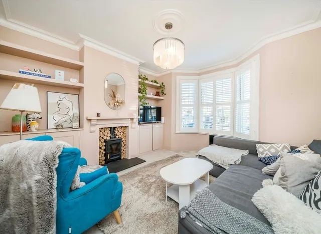 Tolworth Park Road, Surbiton, KT6, photo 2