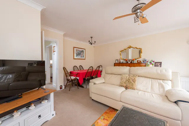 Lower Moor, Yateley, GU46, photo 2
