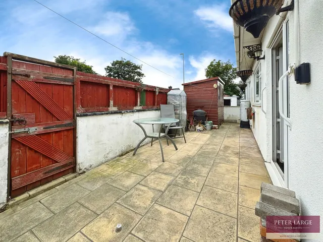 Photo 3 — Clwyd Gardens, Kinmel Bay, Conwy, LL18 5NB
