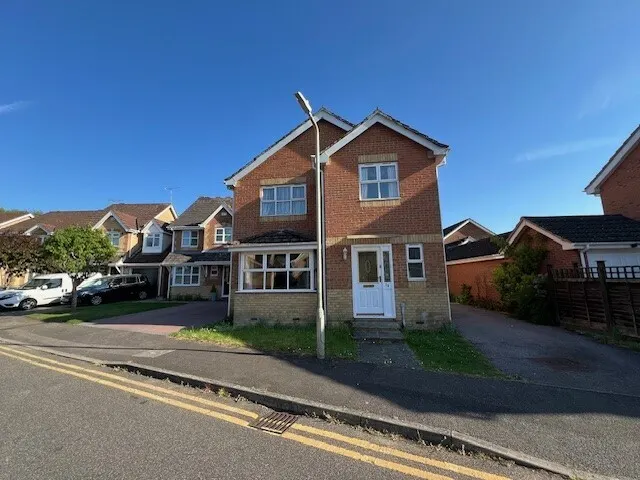Wilson Close, Ashford, photo 1