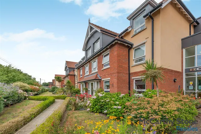 Hanbury Road, Droitwich, WR9, photo 3