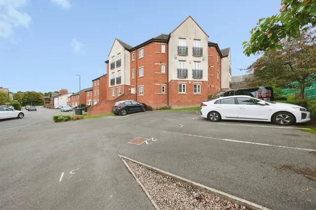 East Street, Doe Lea, S44, photo 2