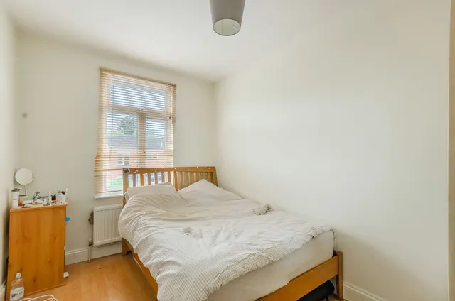 London, SW12, photo 2